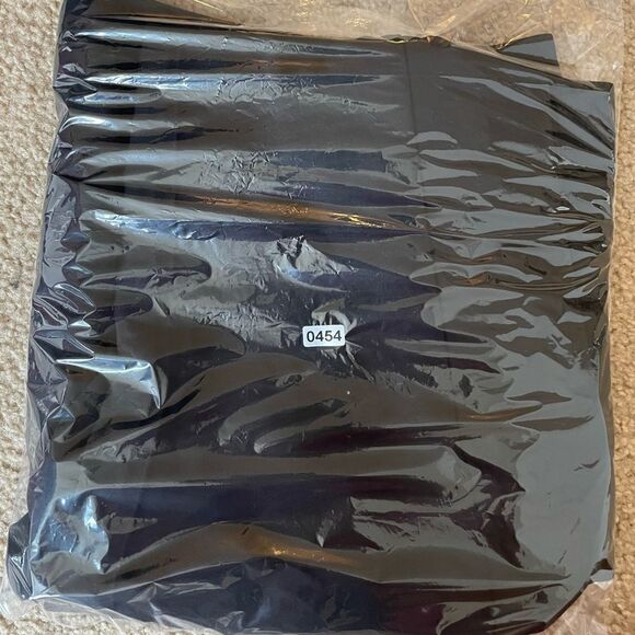 Laundry by Shelli Segal Cropped Skinny Pants Size 10 - Picture 9 of 11